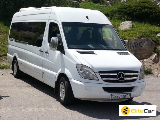 Mercedes-Sprinter